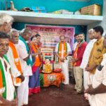 பண்டிட்-தீன்தயாள்-உபாத்தியாயா பிறந்த தினம்